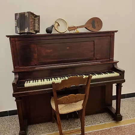 Residenza D'epoca Senatore Rolandi Ricci شقة ألبينغا