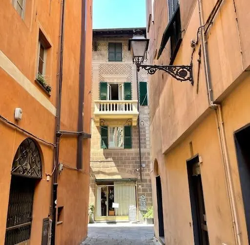 Residenza D'epoca Senatore Rolandi Ricci * Albenga